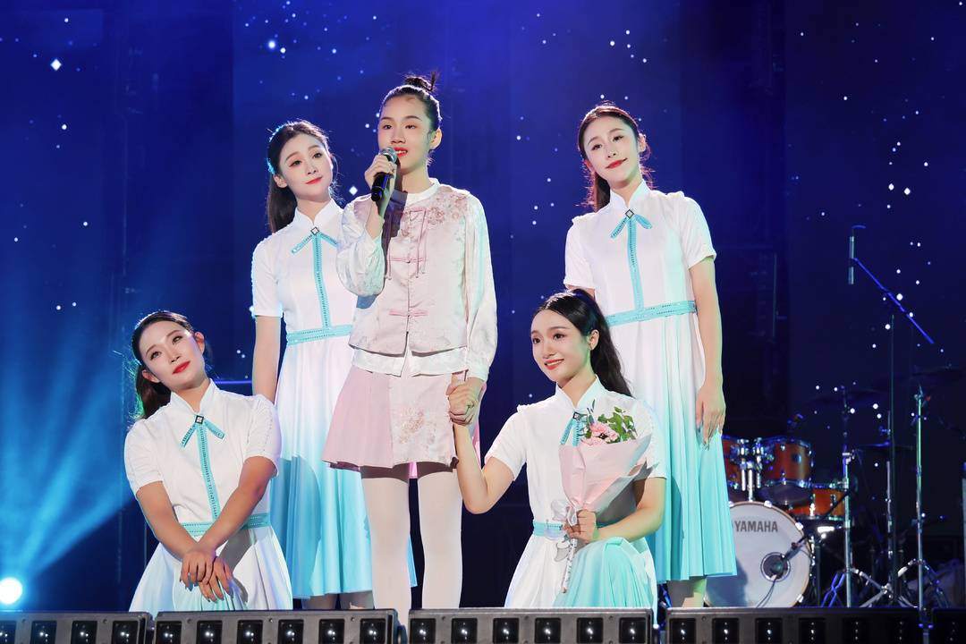 4bea3ed7d05acb51845bdb2c0d387b61~tplv-tt-origin-web_gif.jpeg